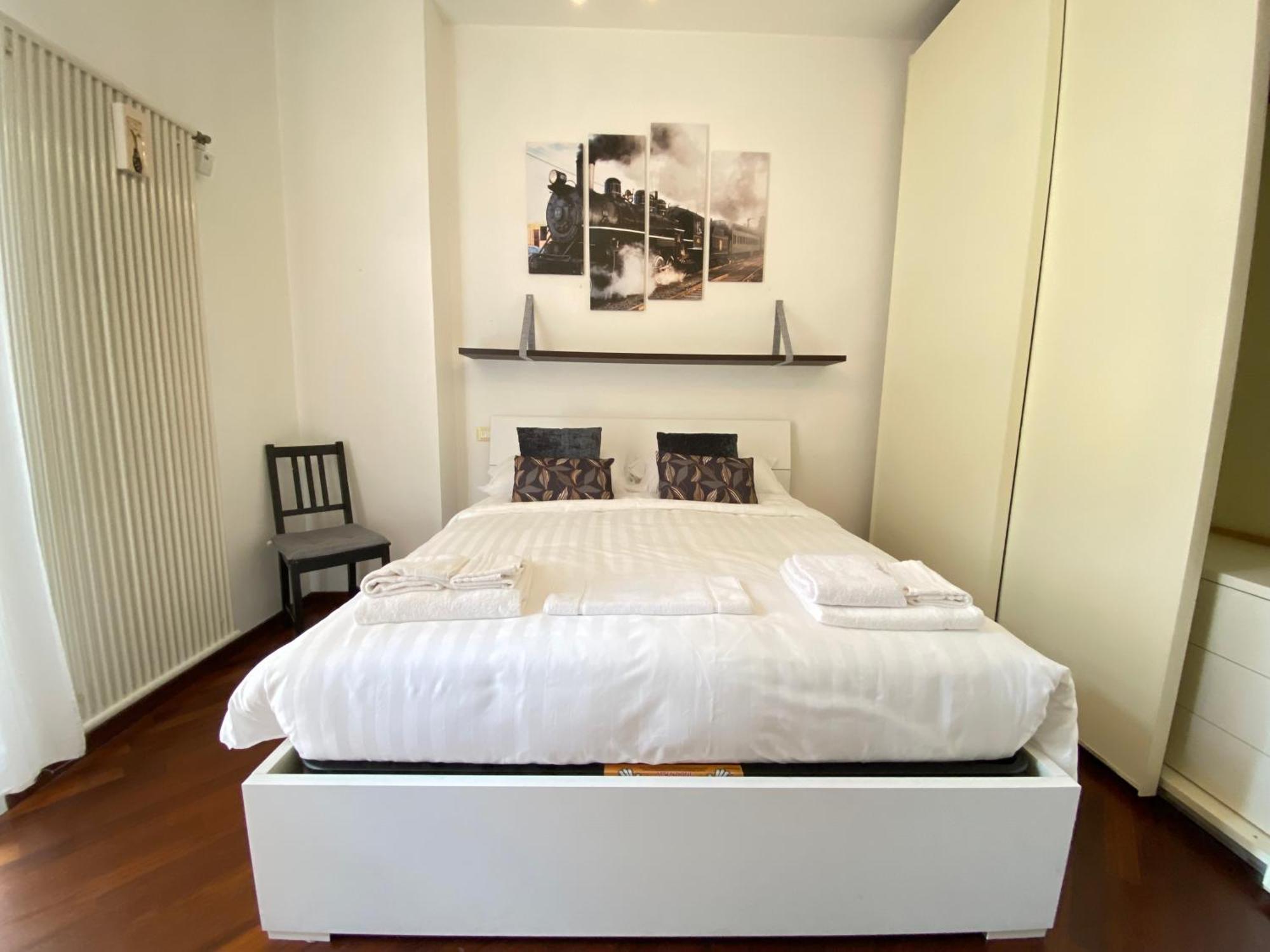 בולוניה Avantgard Rooms Western Station מראה חיצוני תמונה