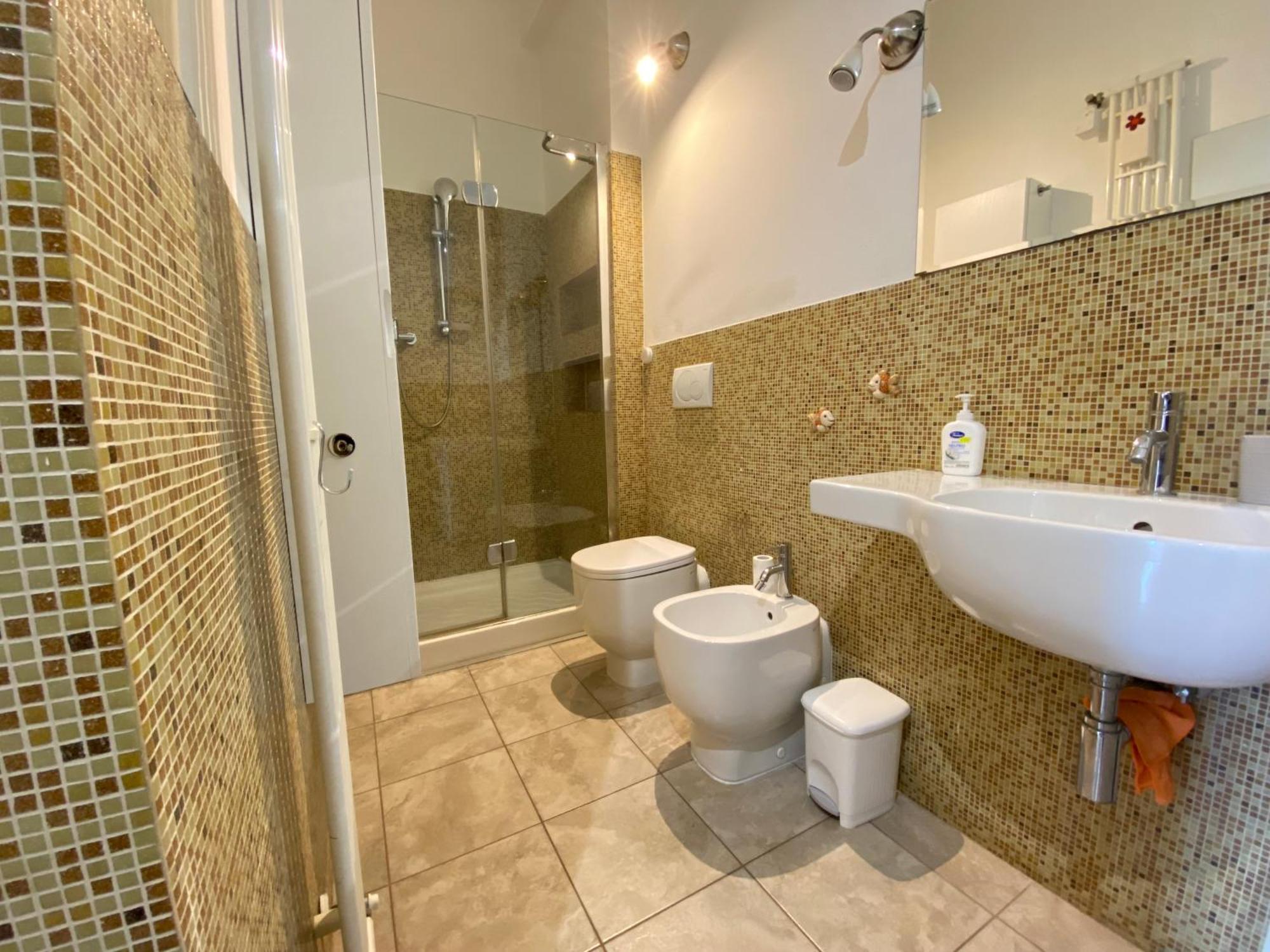 בולוניה Avantgard Rooms Western Station מראה חיצוני תמונה